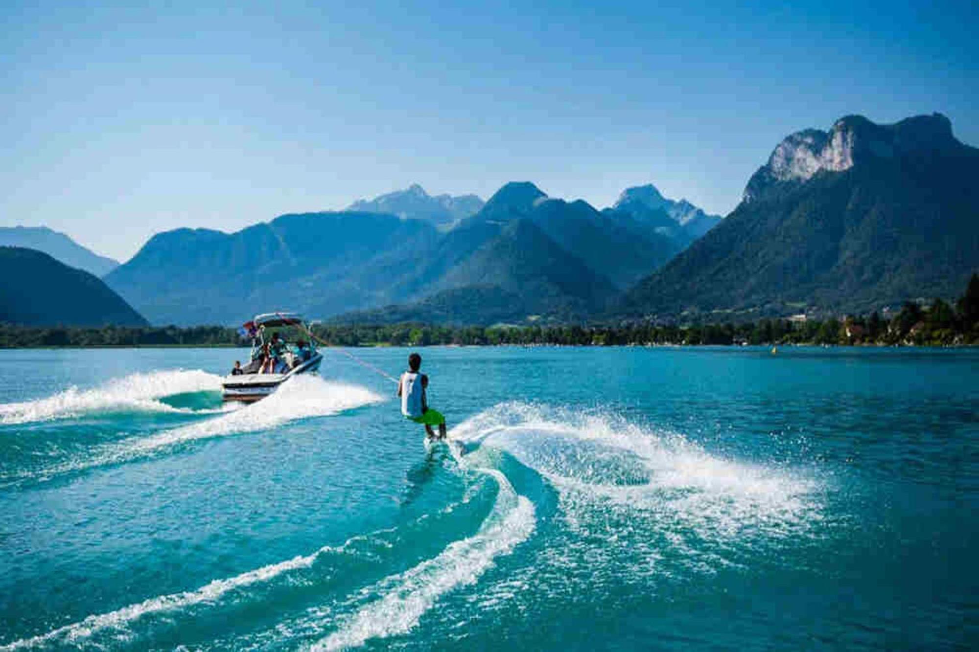 Reflet Bleu Du Lac D'Annecy 3 Etoiles - Face Au Lac, Parking Gratuit, Paddle Board Doussard Esterno foto
